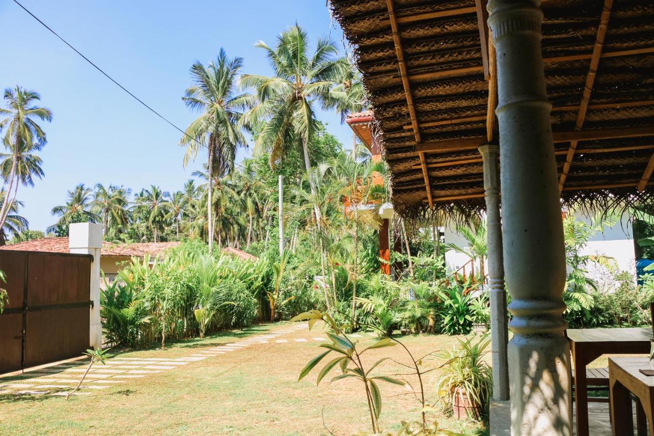 Anb Surf View Hotel Tangalle Eksteriør billede