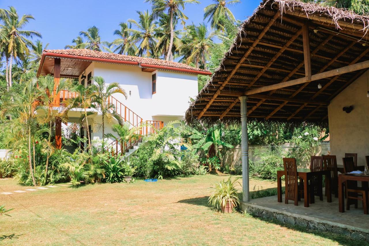 Anb Surf View Hotel Tangalle Eksteriør billede