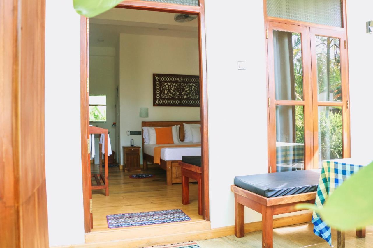Anb Surf View Hotel Tangalle Eksteriør billede