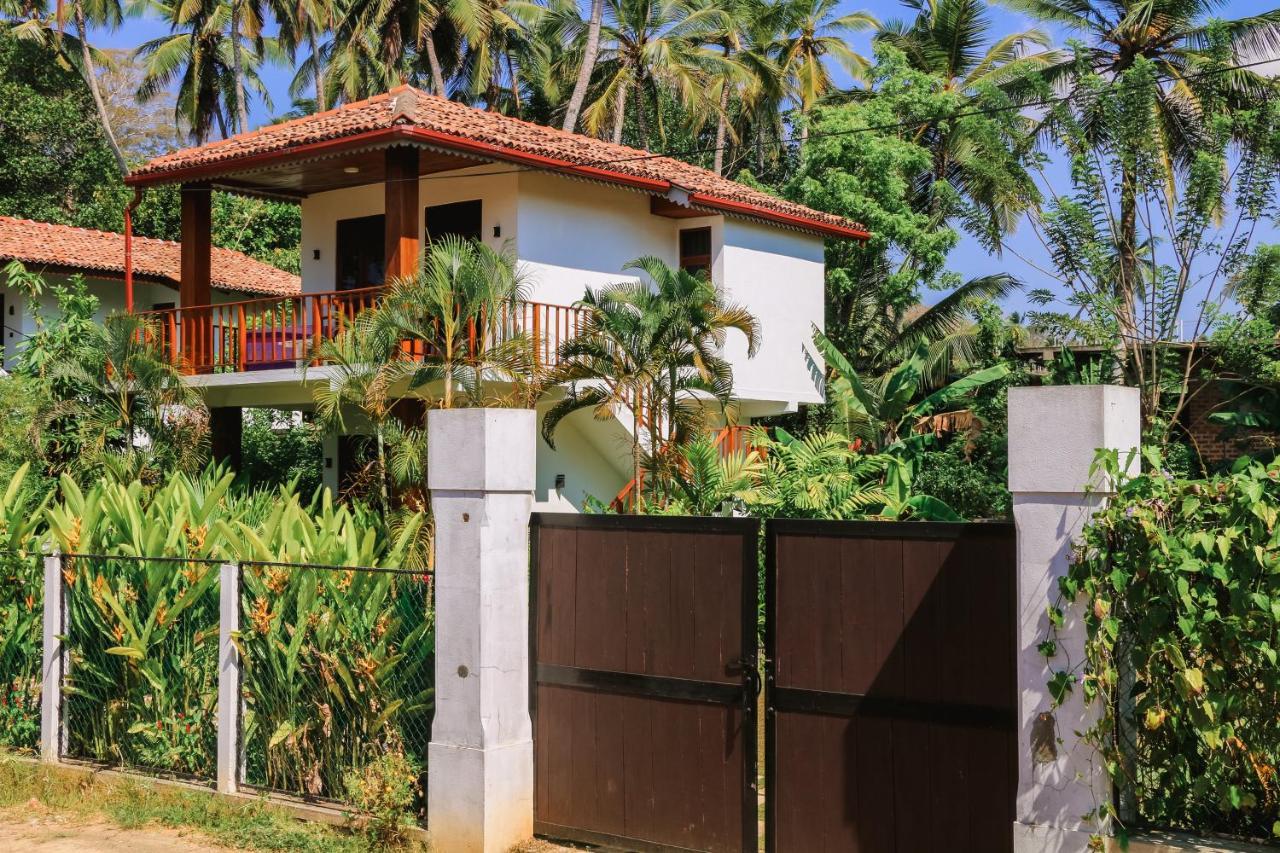 Anb Surf View Hotel Tangalle Eksteriør billede