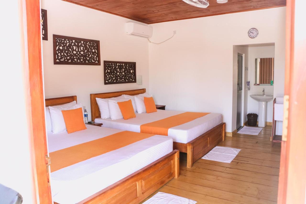 Anb Surf View Hotel Tangalle Eksteriør billede
